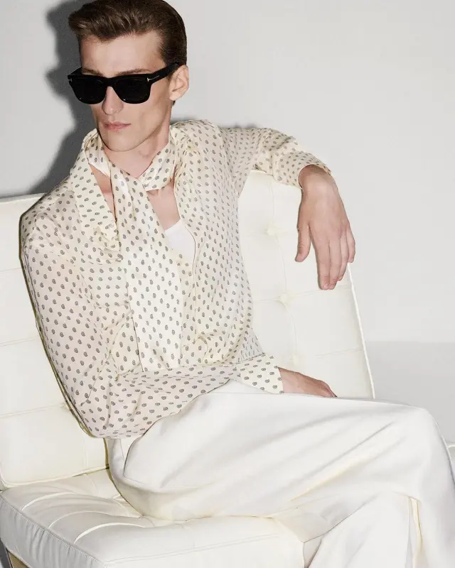 CREPE DE CHINE PAISLEY PRINT FLUID FIT SHIRT WHITE & BLUE online